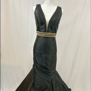 Jovani mermaid Black Prom Dress size 12